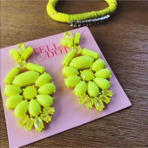 Stella & Dot Heck Yes Statement earrings